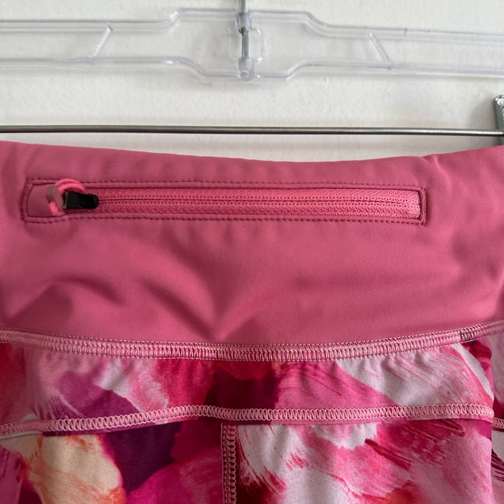 Athleta Pink Printed Run with It 3.5” Short Athletic Running Shorts size Small - Picture 8 of 11